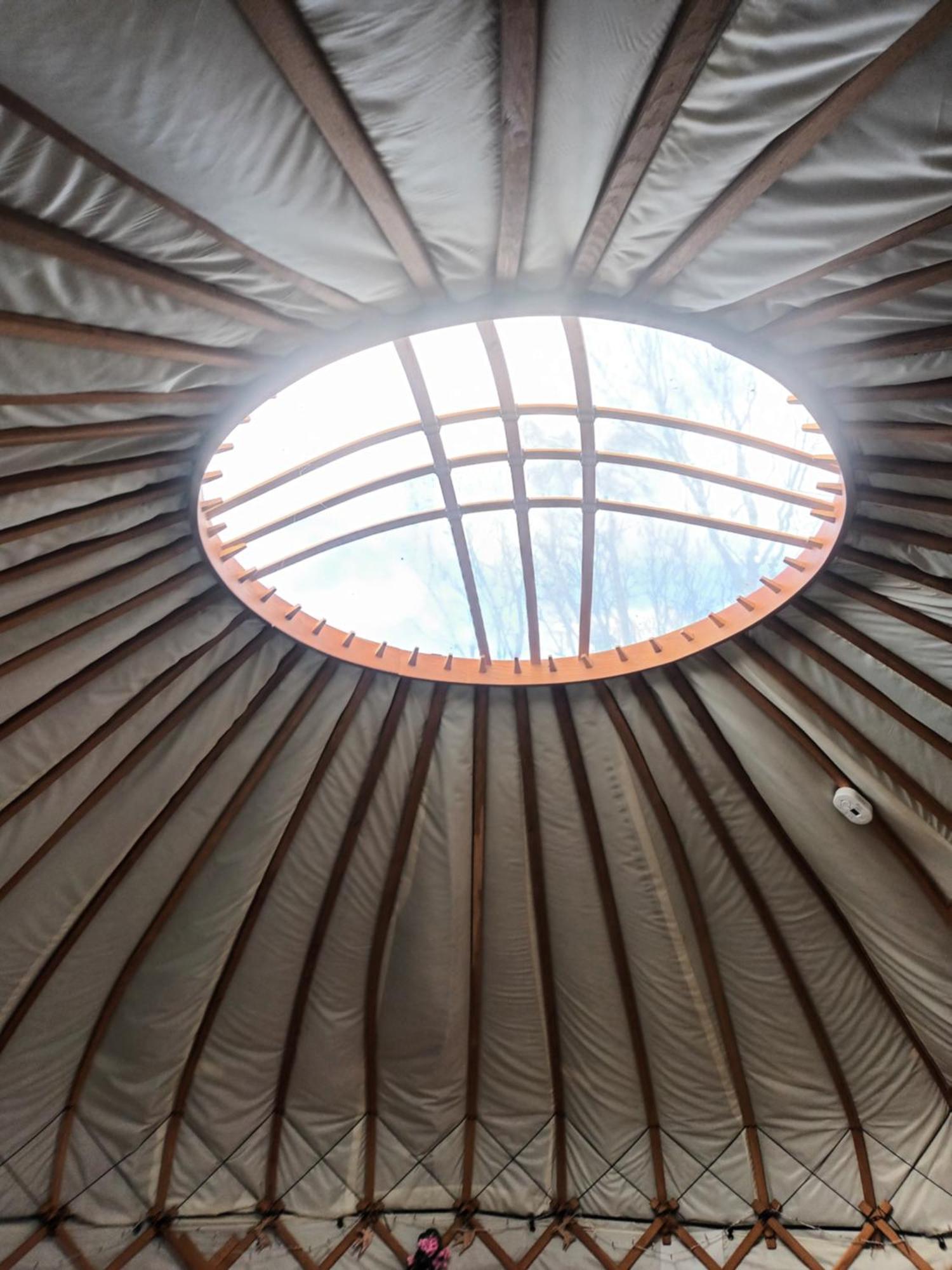 Gingerbread Cottage Yurts Dereham Exteriör bild